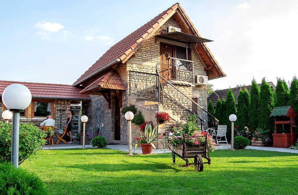 Vila Boska Palić Exteriör bild